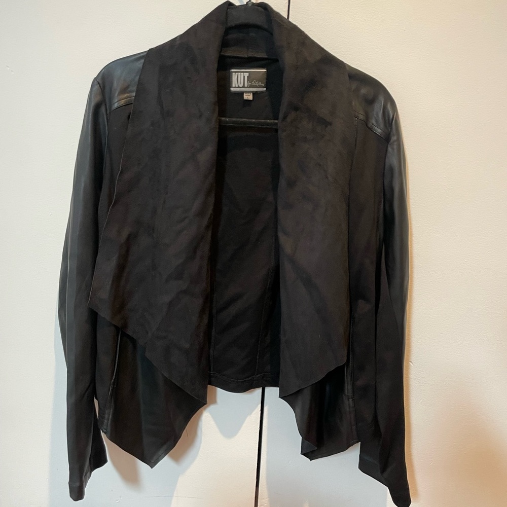 Woman's size L black light weight jacket